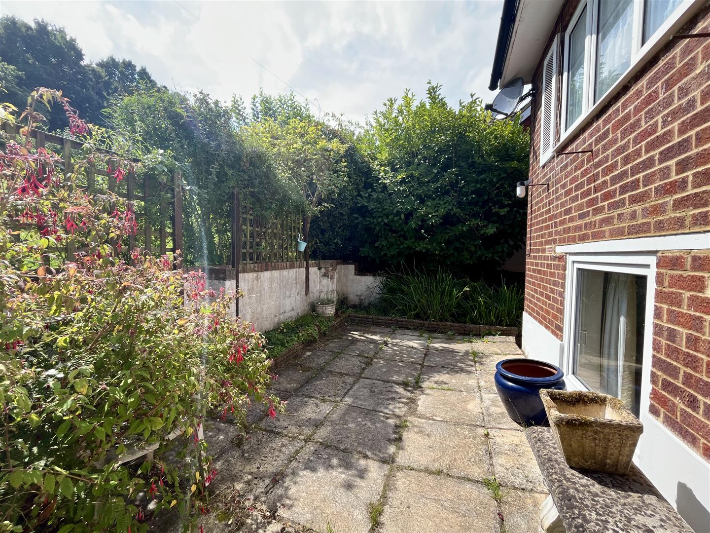 Knowle Road, Fairlight